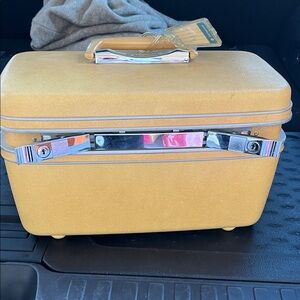 Samsonite Tan Travel Case with Silver Accents vintage
